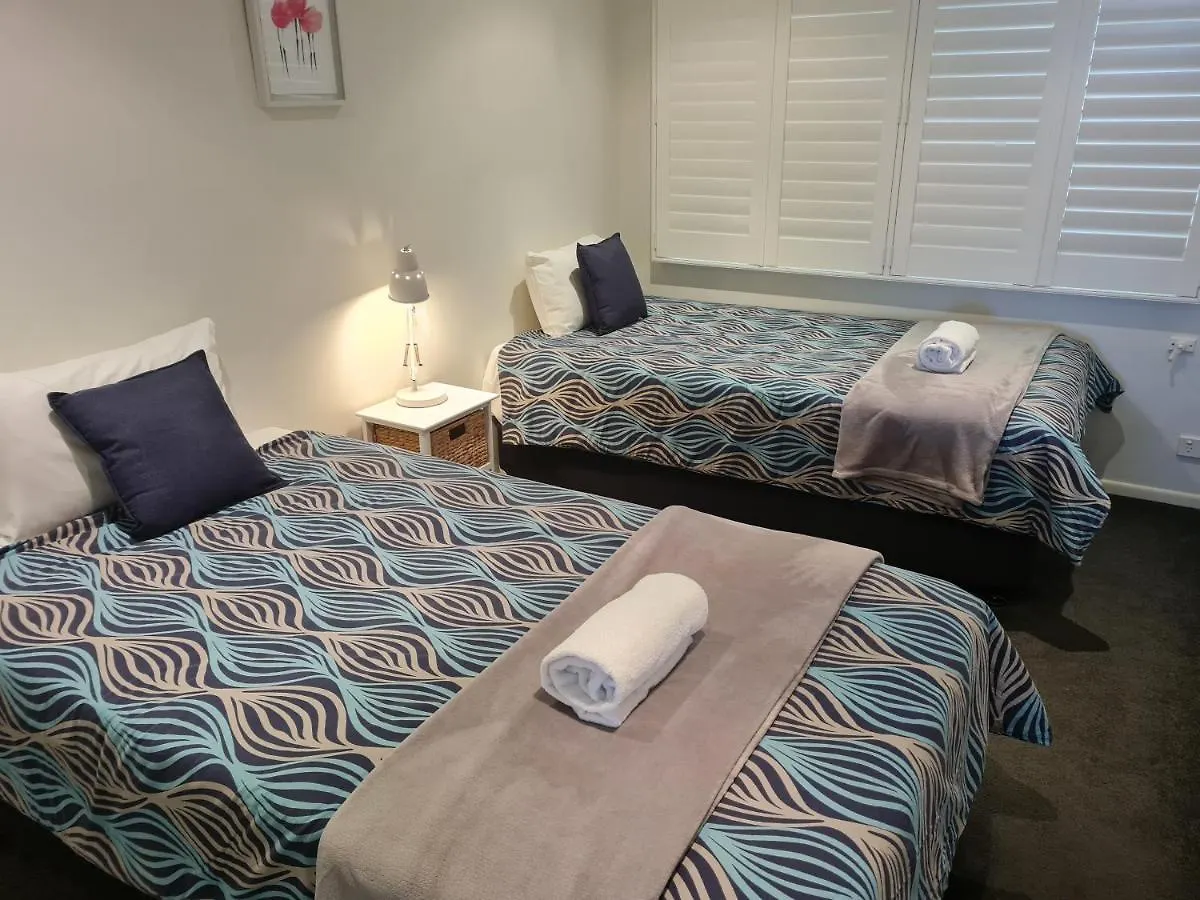 Wharf Lodge River View Apartment Maroochydore Australien